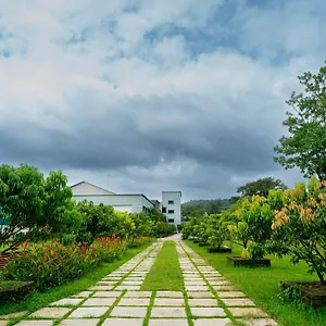 The Sanihara & 3*, Vythiri India
